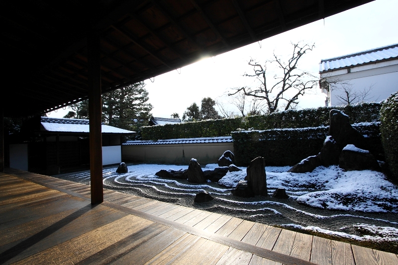 淡雪の大徳寺 －瑞峯院－_b0169330_23583967.jpg