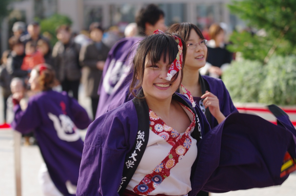 第一回よさこい甲子園（阪急西宮ガーデンズ会場）その２５（筑波大学　斬桐舞）_a0009554_22443156.jpg