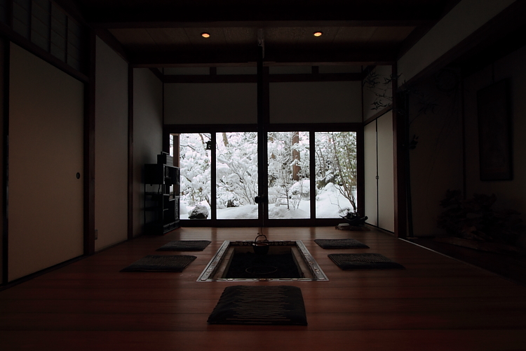 雪の宝泉院_e0051888_20571777.jpg