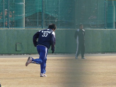 ロッテ新人自主トレ・・・1月14日前半_b0166128_2019095.jpg