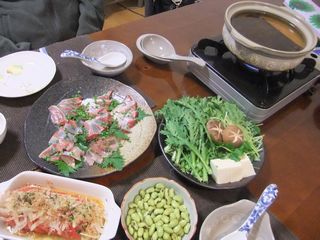 イナダで鰤しゃぶ気分 つづいています イナダで鰤しゃぶ気分 つづいています