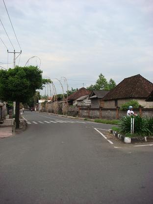 シドゥメン村までの道のり　バイパス・クルンクン～サトリア地区　By pass Klungkung - Satria_a0120328_105950.jpg