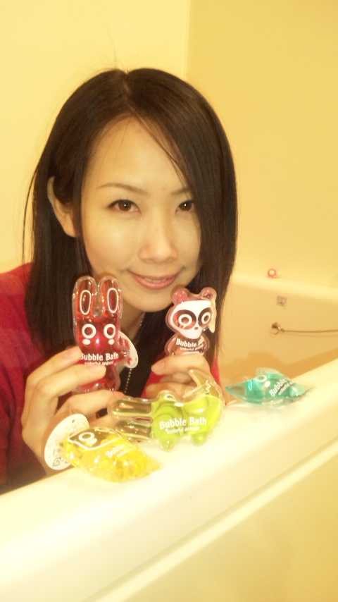 バブリー彩奈江☆_d0156990_23375643.jpg