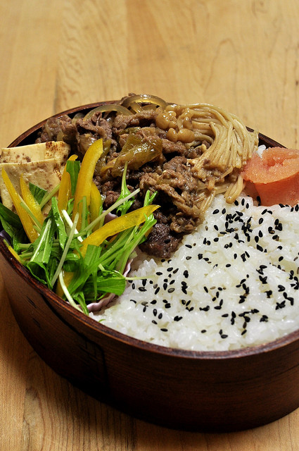 牛すき煮弁当_b0171098_658088.jpg