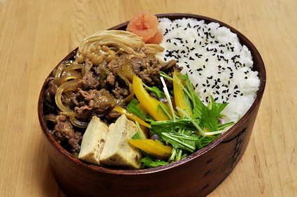 牛すき煮弁当_b0171098_715014.jpg