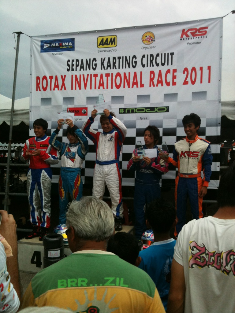 ROTAX INVITATIONAL RACE in Sepang 4_f0224383_23464170.jpg