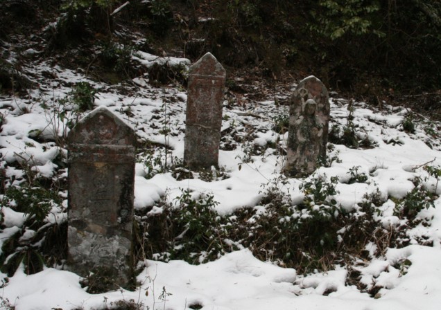 雪のかくれ寺・・・宇陀の大蔵寺_c0144185_1355411.jpg