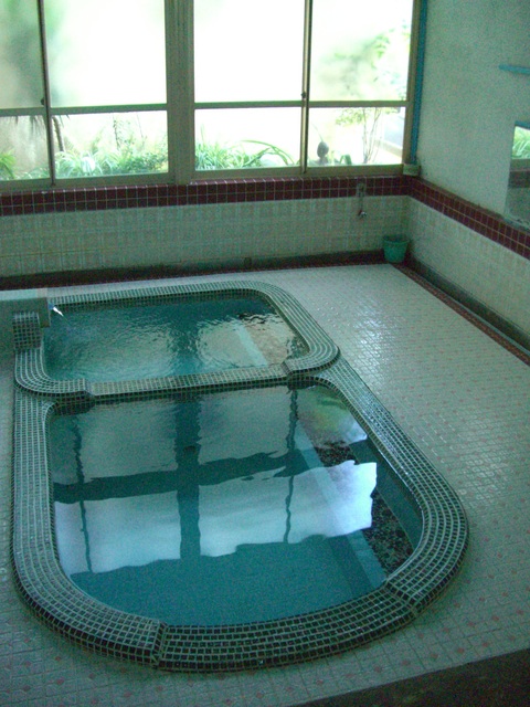 日奈久の路地裏を歩く。_d0116009_11173844.jpg