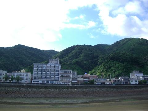 日奈久の路地裏を歩く。_d0116009_11262963.jpg