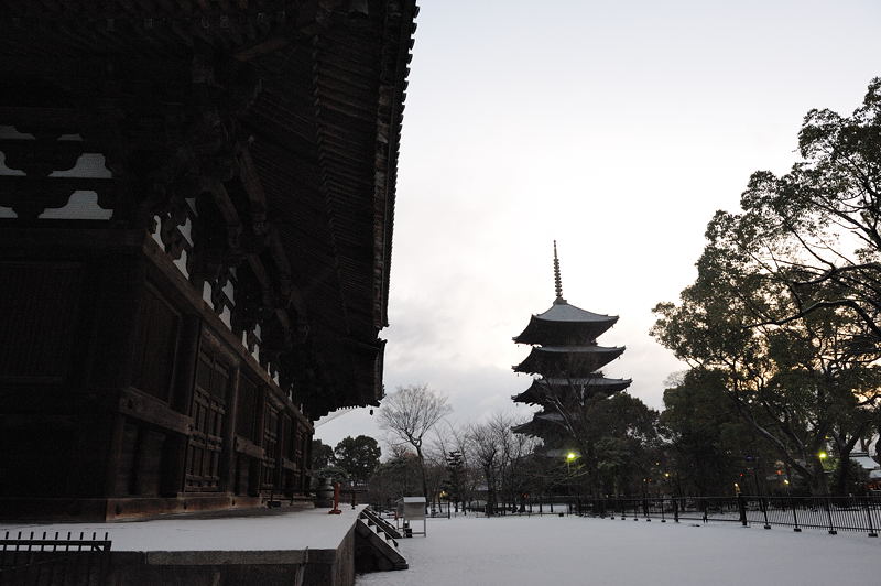 雪の東山歩き　其の一_f0032011_195258.jpg