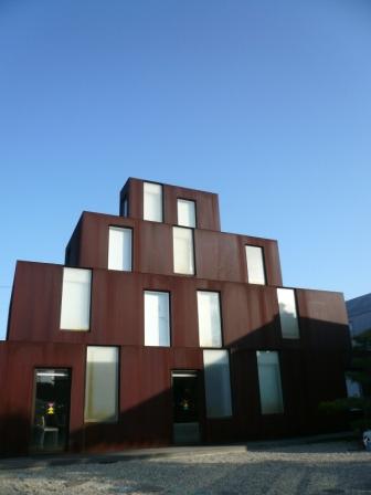 建築巡礼_e0149215_01185.jpg
