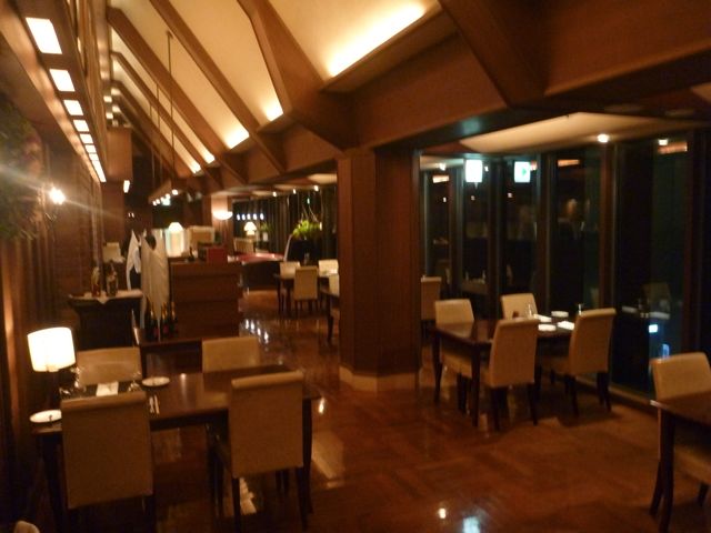 同志社大学 寒梅舘 セカンドハウス ウィル_b0054727_0202426.jpg