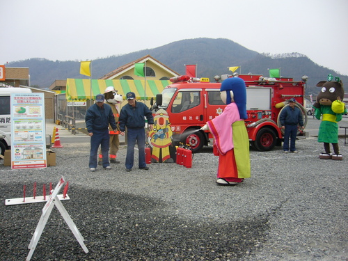 火災から子供を守ろう！冬の防災フェスタ@農マル園芸 前編　２０１１年１月１５日_b0174451_22414323.jpg