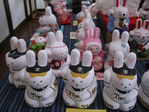 卯だらけ展・・・写真いろいろ_e0136066_21223439.jpg