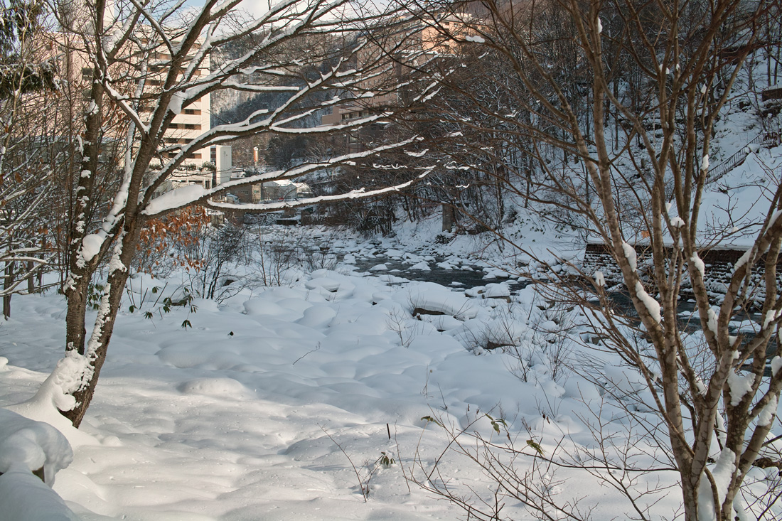 定山渓雪景色(3)　～　豊平川の渓谷美　～_c0223825_149117.jpg