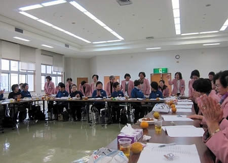 赤十字奉仕団交流会_f0160026_7552975.jpg