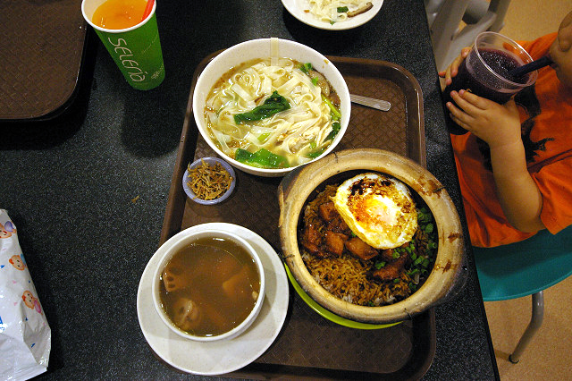 マラッカ紀行(その11) 昼食を探せ!_a0186568_22574143.jpg