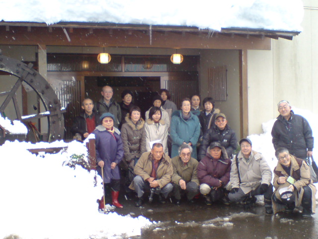 2階の窓から出入りできちゃいそうです!_d0182179_16345774.jpg