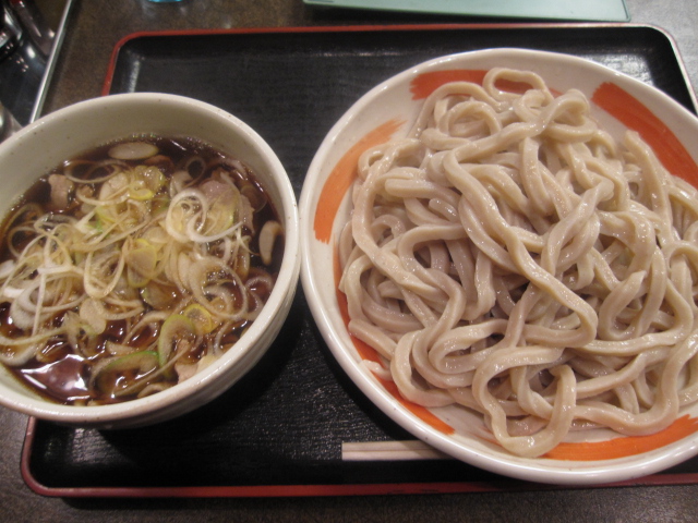 小平うどんの「肉増しうどん600g」¥950@聖蹟桜ヶ丘_b0042308_23305673.jpg
