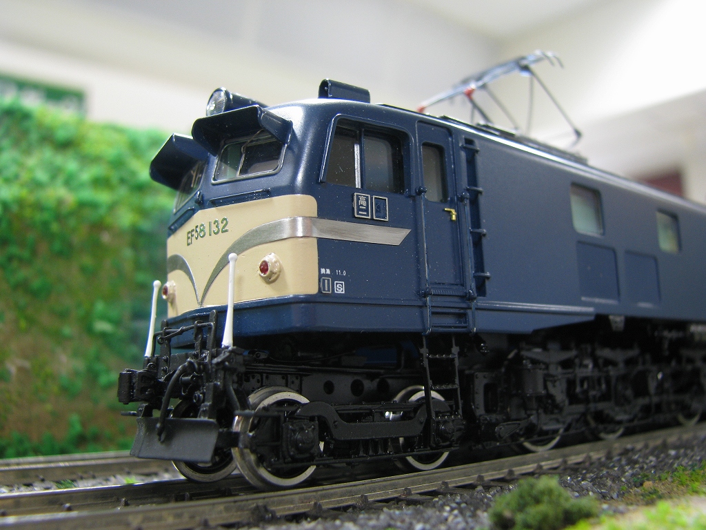 ピノチオ製EF58132号機！ : EMSの'国鉄と昭和のある風景'