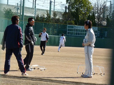 ロッテ自主トレ(1月19日)・・・荻野よ、ゆっくりでいい_b0166128_15131657.jpg