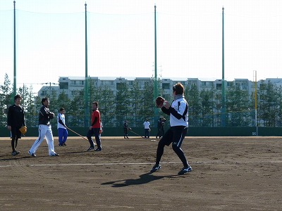 ロッテ自主トレ(1月19日)・・・荻野よ、ゆっくりでいい_b0166128_16164733.jpg