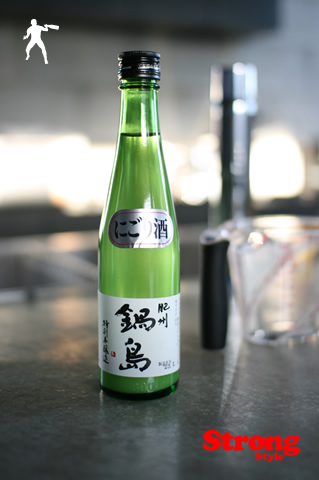 [日本酒]　鍋島　特別本醸造　活性にごり　新しく300ml瓶が登場！青森と宮城から雪写真到着。 _c0037659_1922180.jpg
