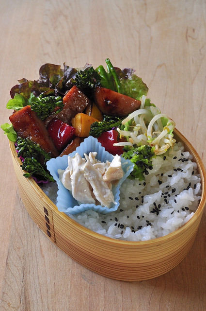 スパムオイスターソース炒めのお弁当_b0171098_747749.jpg