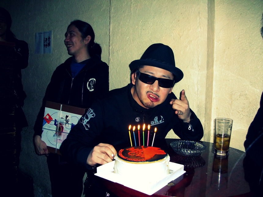 日本語ロックナイト『MORICAWAさん誕生会』_a0097901_1340837.jpg