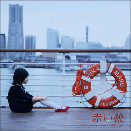 YOKOHAMA SONGS <GOLD DISC> track 1 「赤い靴」_f0100215_133886.jpg