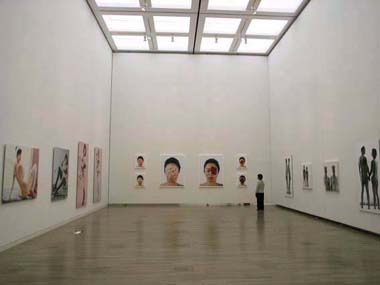 国立新美術館／The National Art Center Tokyo_e0220436_21425280.jpg