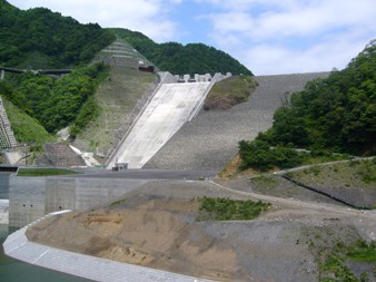 「氾濫許容型治水について」について_f0197754_017663.jpg