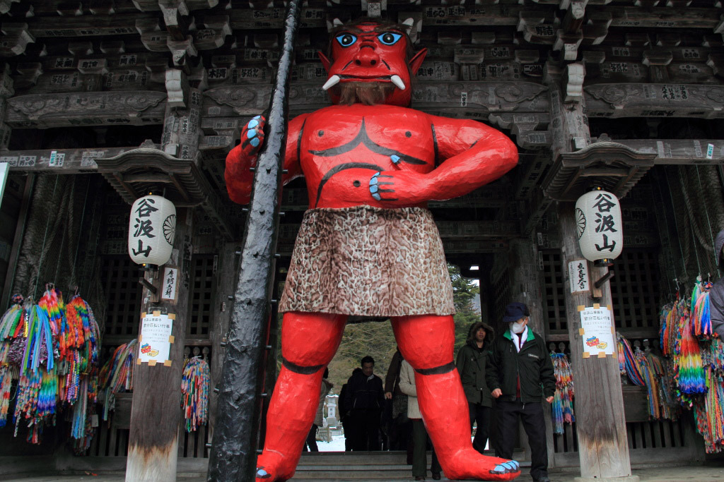 　　谷汲山華厳寺の赤鬼_f0129465_10403483.jpg