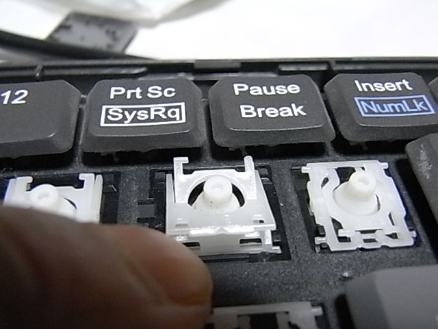 315円のキーボード掃除に630円プラス、爪。_c0004568_19285790.jpg