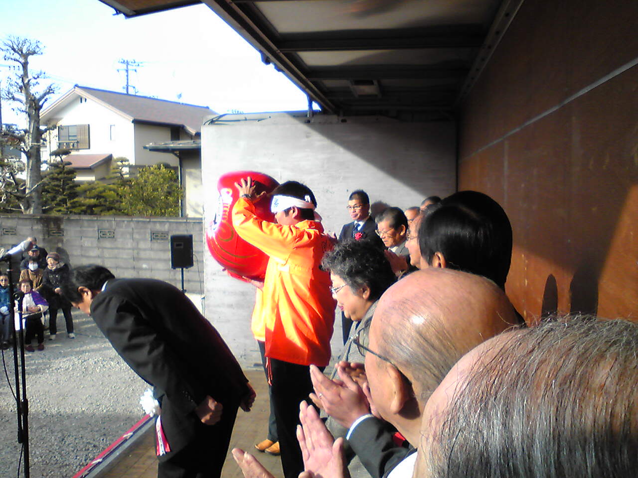 県議選立候補予定者「鈴木すみよし」さんの事務所開き_f0141310_22403269.jpg
