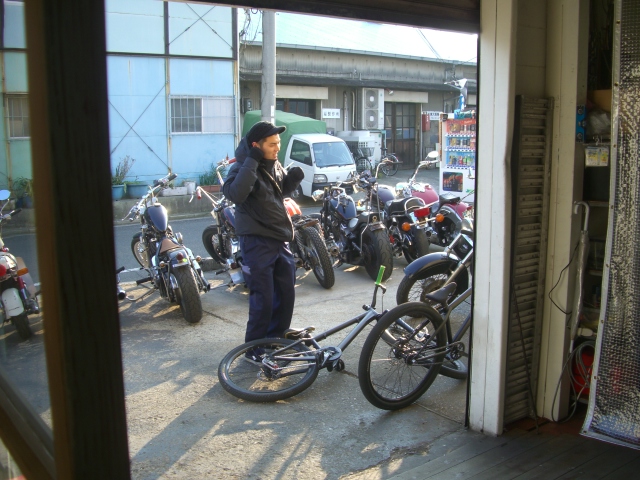 26日水曜日は車検の為午後から営業!_a0164918_2364514.jpg
