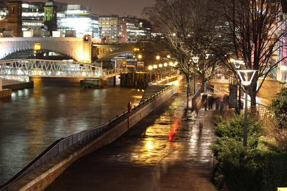 Lowlight and night photography - Practical Workshop Vol.3 Millenium Bridge_d0162693_7415258.jpg