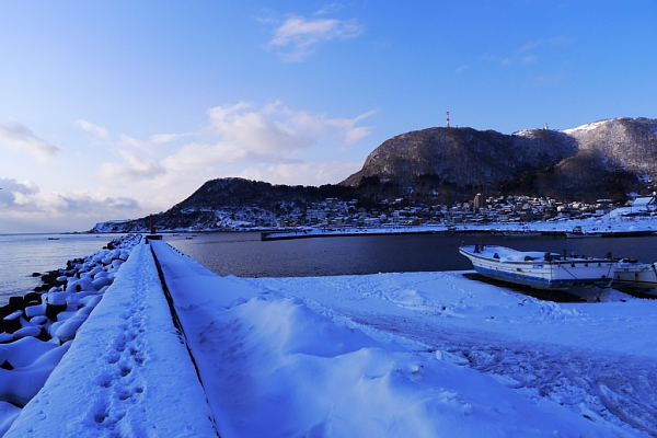 住吉漁港と函館山 Ezzoforte 住吉漁港と函館山 Ezzoforte
