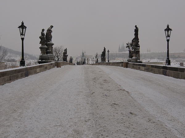 カレル橋にて ～プラハ散策（５） : 模糊の旅人