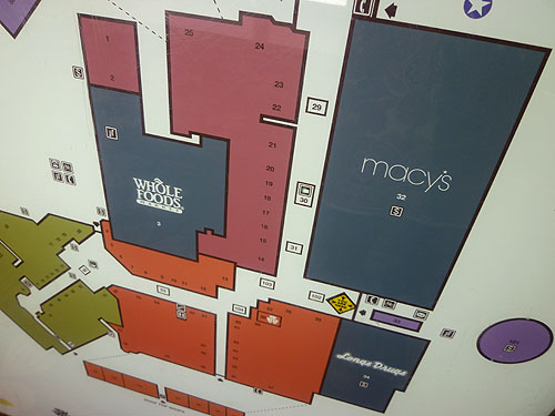 Whole Foods Market(ホールフーズマーケット)01_c0152767_1758299.jpg
