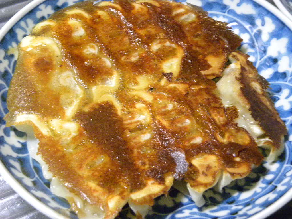 餃子ですけど。。。_c0162773_14111488.jpg