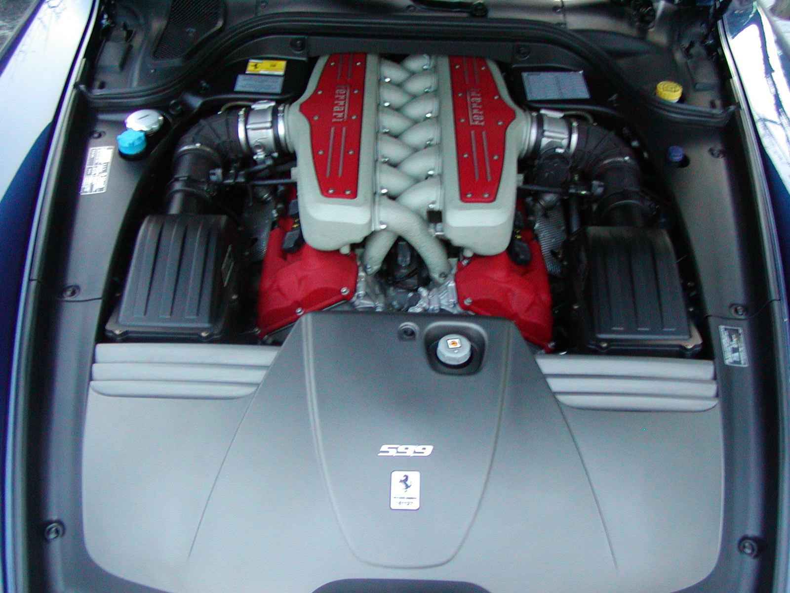Ferrari 599 on the road_a0129711_18162473.jpg