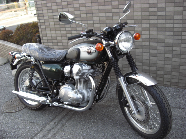 W800入荷しました！！_c0223419_13281170.jpg