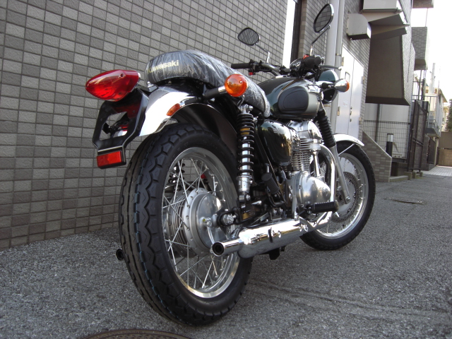 W800入荷しました！！_c0223419_13295595.jpg