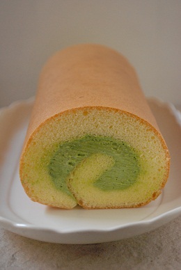 宇治抹茶バタークリームロール ロールケーキ お菓子の寺子屋 別館 みーたんcafe 宇治抹茶バタークリームロール ロールケーキ お菓子の寺子屋 別館 みーたんcafe