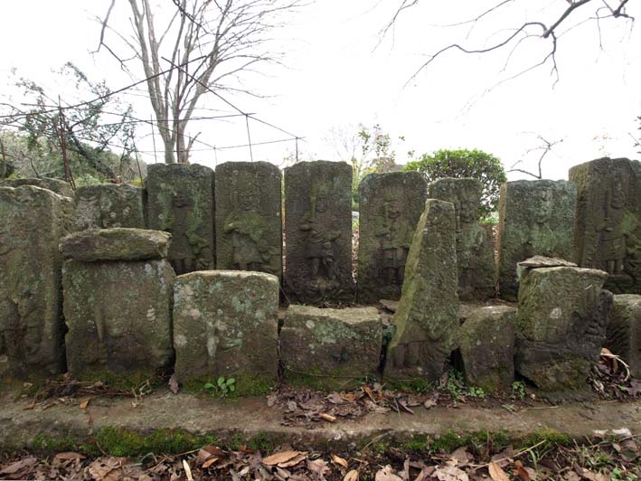 松虫寺門前の庚申-Ⅱ　　　　　　　　　千葉県・印西市　松虫_d0149245_2342743.jpg