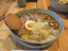 シンコクな季節なう_f0019247_0245363.jpg