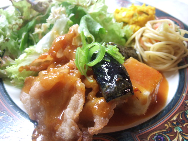 明日からのブリットボウルプレート_c0128487_23442678.jpg