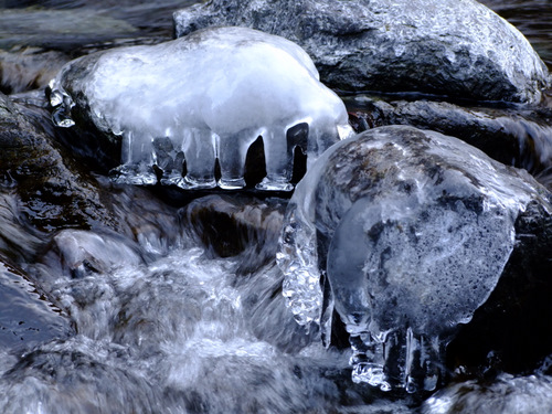 「三十槌の氷柱（みそつちのつらら）　凍った滝、つららを見てきました！」_a0000029_101719.jpg
