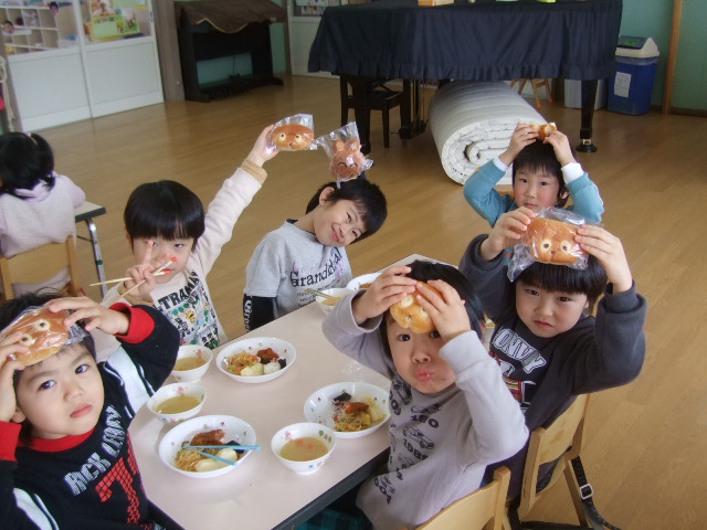ゆり組、おにぎり屋さん成功!_d0166047_150263.jpg
